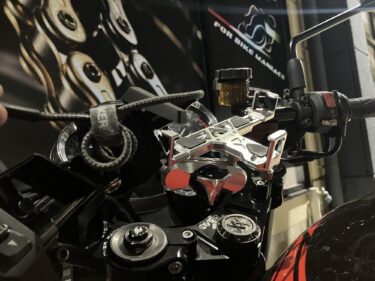 【2025年版】バイク用スマホホルダーの選び方とおすすめ｜信頼のサインハウスを実際に使ってみた。